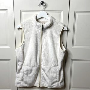 Misses Fuzzy Vest